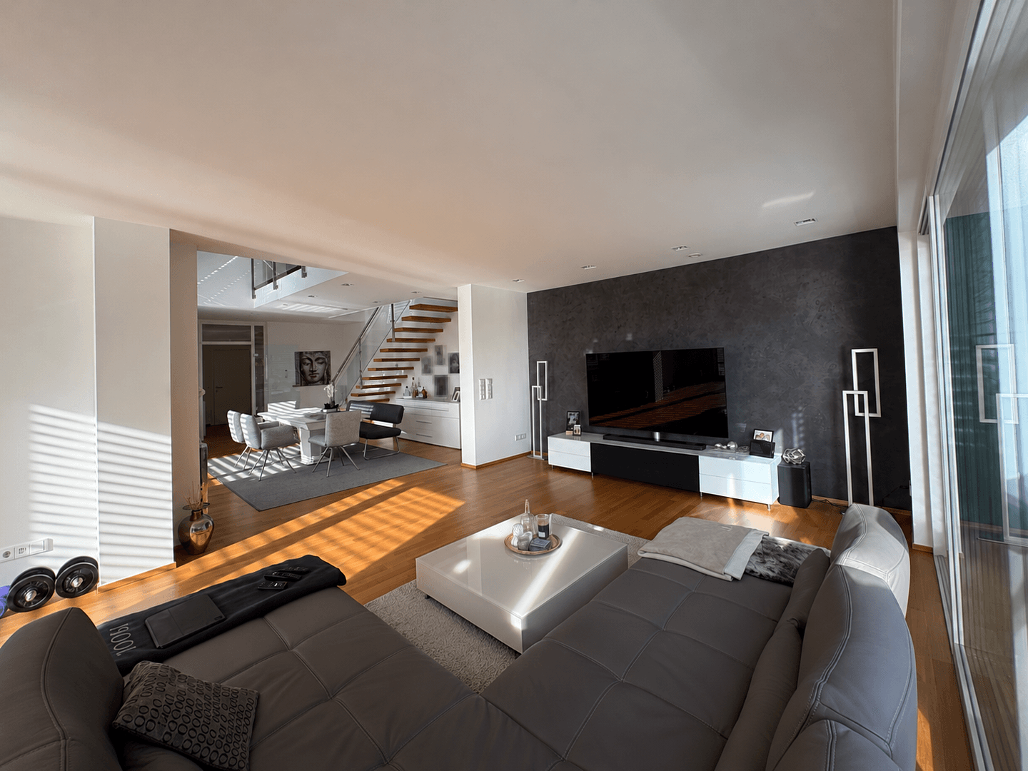Prodej bytu 5+kk 193 m², Schweinfurt, Bavorsko Prodej bytu 5+kk 193 m², Schweinfurt, Bavorsko