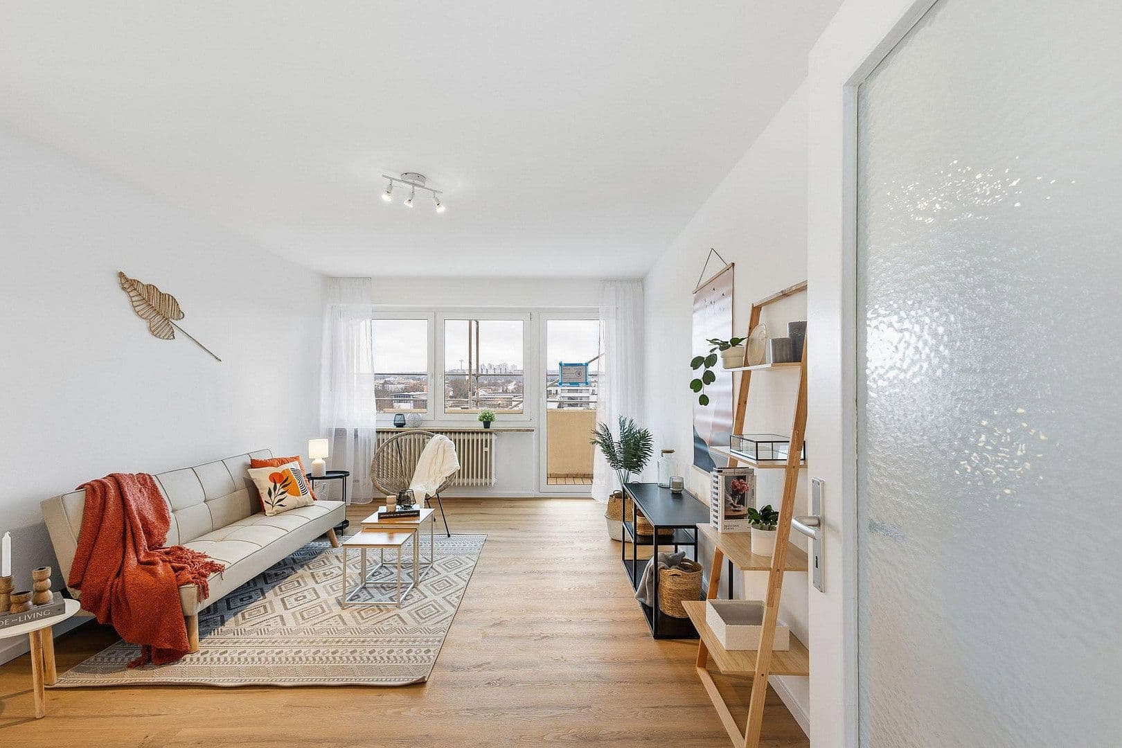 Prodej domu 1.082 m², pozemek 789 m², Regensburg, Bavorsko Prodej domu 1.082 m², pozemek 789 m², Regensburg, Bavorsko