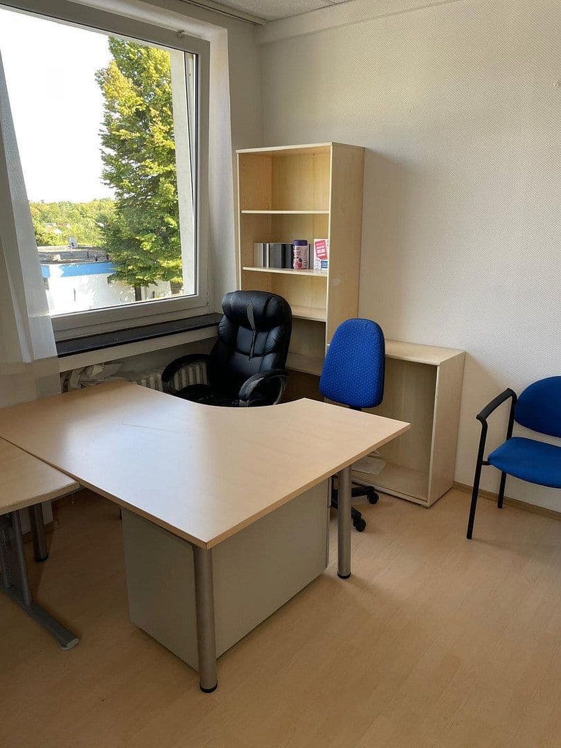 Pronájem kanceláře 18 m², Am Flugplatz 3, Hildesheim, Dolní Sasko Pronájem kanceláře 18 m², Am Flugplatz 3, Hildesheim, Dolní Sasko