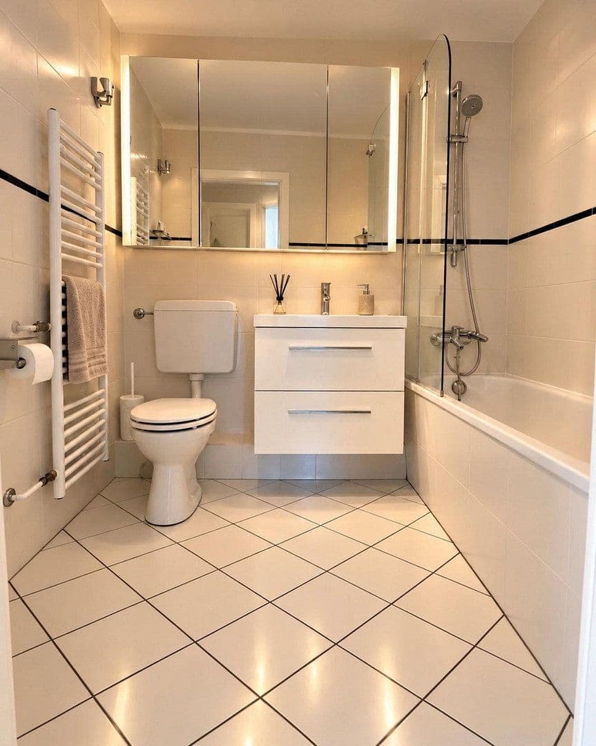 Prodej bytu 3+1 72 m², Hannover, Dolní Sasko Prodej bytu 3+1 72 m², Hannover, Dolní Sasko