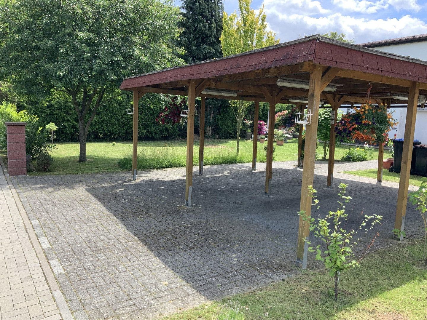 Prodej domu 180 m², pozemek 486 m², Neu-Anspach, Hessen Prodej domu 180 m², pozemek 486 m², Neu-Anspach, Hessen