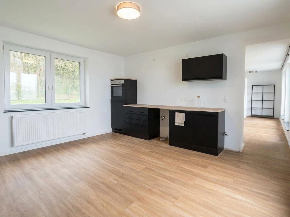 Pronájem domu 95 m², pozemek 1.300 m², Malente, Šlesvicko-Holštýnsko Pronájem domu 95 m², pozemek 1.300 m², Malente, Šlesvicko-Holštýnsko
