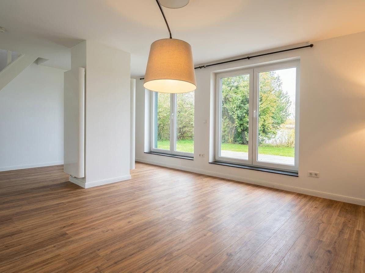 Pronájem domu 95 m², pozemek 1.300 m², Malente, Šlesvicko-Holštýnsko Pronájem domu 95 m², pozemek 1.300 m², Malente, Šlesvicko-Holštýnsko
