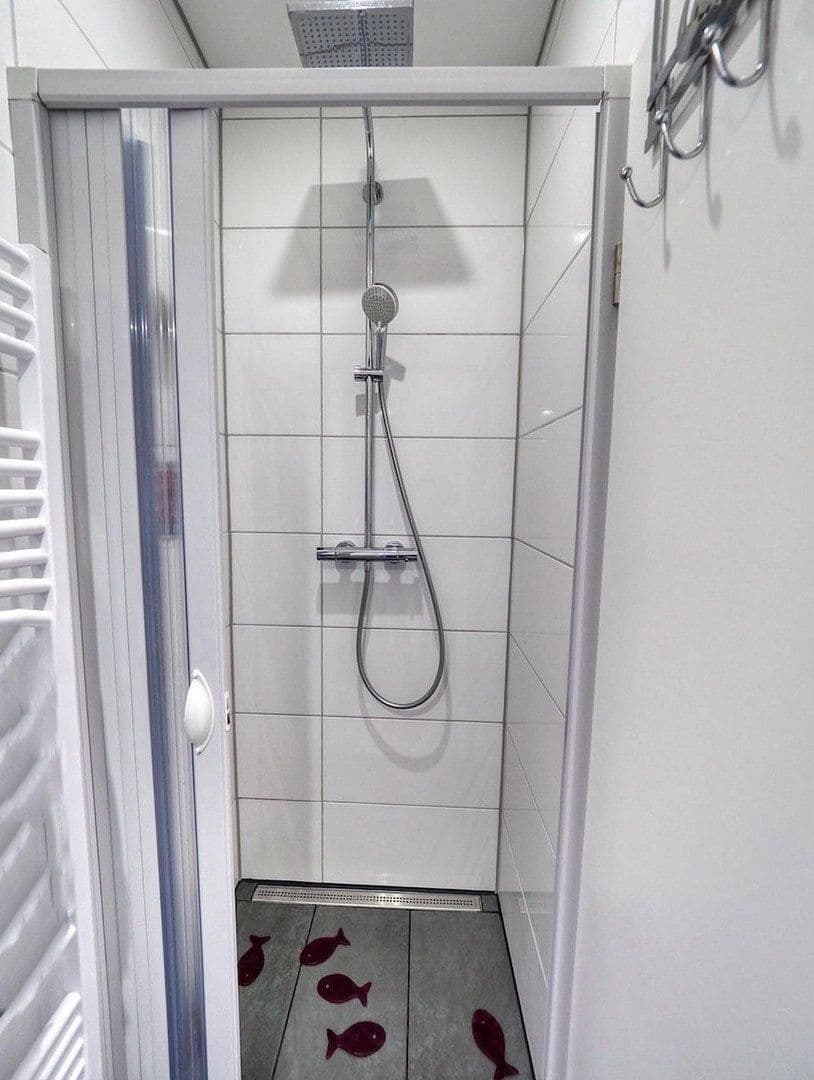 Pronájem bytu 4+1 103 m², Stuttgart, Bádensko-Württembersko Pronájem bytu 4+1 103 m², Stuttgart, Bádensko-Württembersko