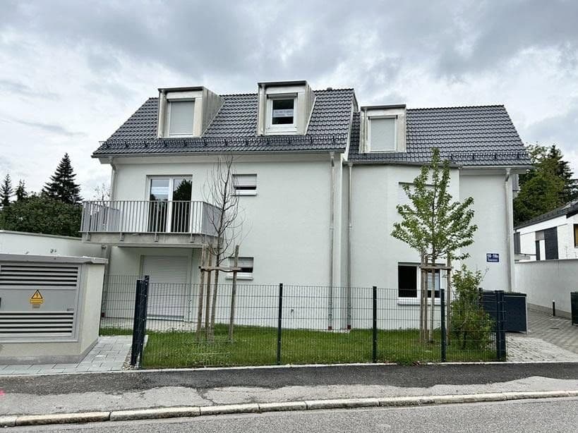Pronájem bytu 2+1 61 m², Waldschulstraße 58, München, Bavorsko Pronájem bytu 2+1 61 m², Waldschulstraße 58, München, Bavorsko