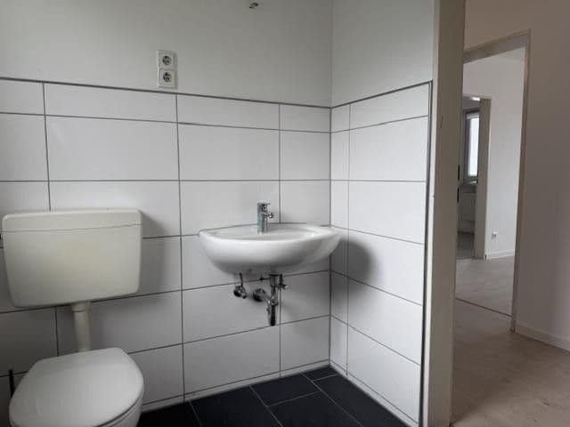 Pronájem bytu 2+1 46 m², Eschenstraße 37, Einbeck, Dolní Sasko Pronájem bytu 2+1 46 m², Eschenstraße 37, Einbeck, Dolní Sasko