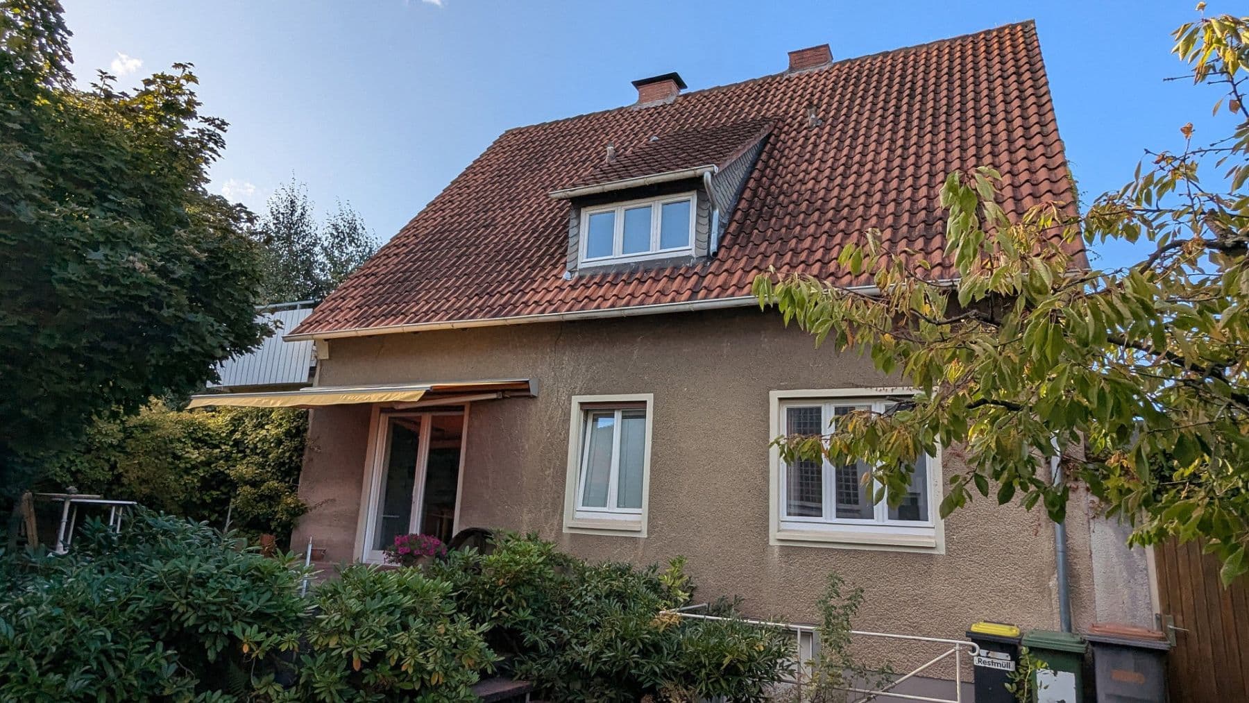 Prodej domu 152 m², pozemek 906 m², Bünde, Severní Porýní-Vestfálsko Prodej domu 152 m², pozemek 906 m², Bünde, Severní Porýní-Vestfálsko