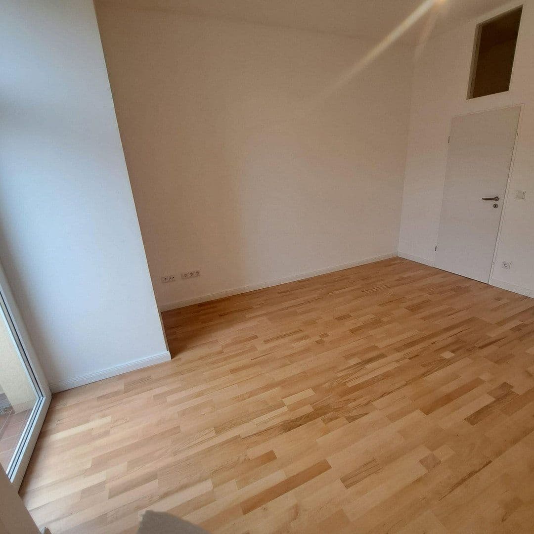 Pronájem bytu 4+1 141 m², Berlin, Berlín Pronájem bytu 4+1 141 m², Berlin, Berlín