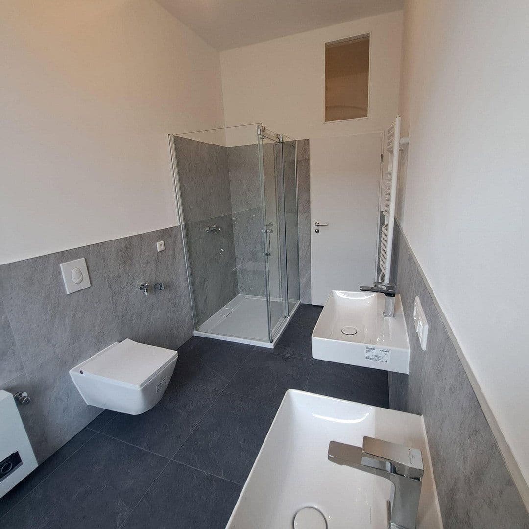 Pronájem bytu 4+1 141 m², Berlin, Berlín Pronájem bytu 4+1 141 m², Berlin, Berlín