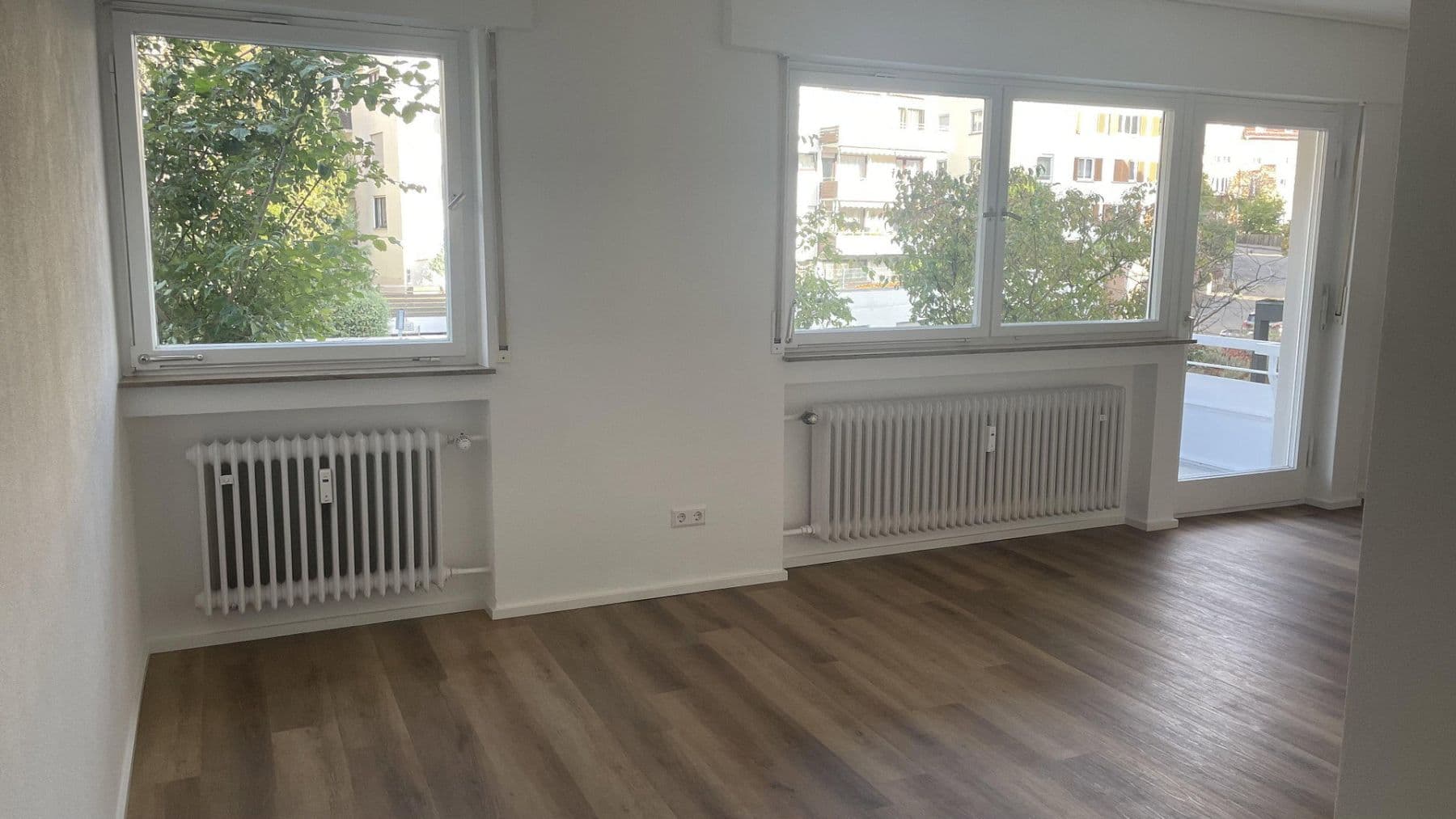 Pronájem bytu 1+1 36 m², Stuttgart, Bádensko-Württembersko Pronájem bytu 1+1 36 m², Stuttgart, Bádensko-Württembersko
