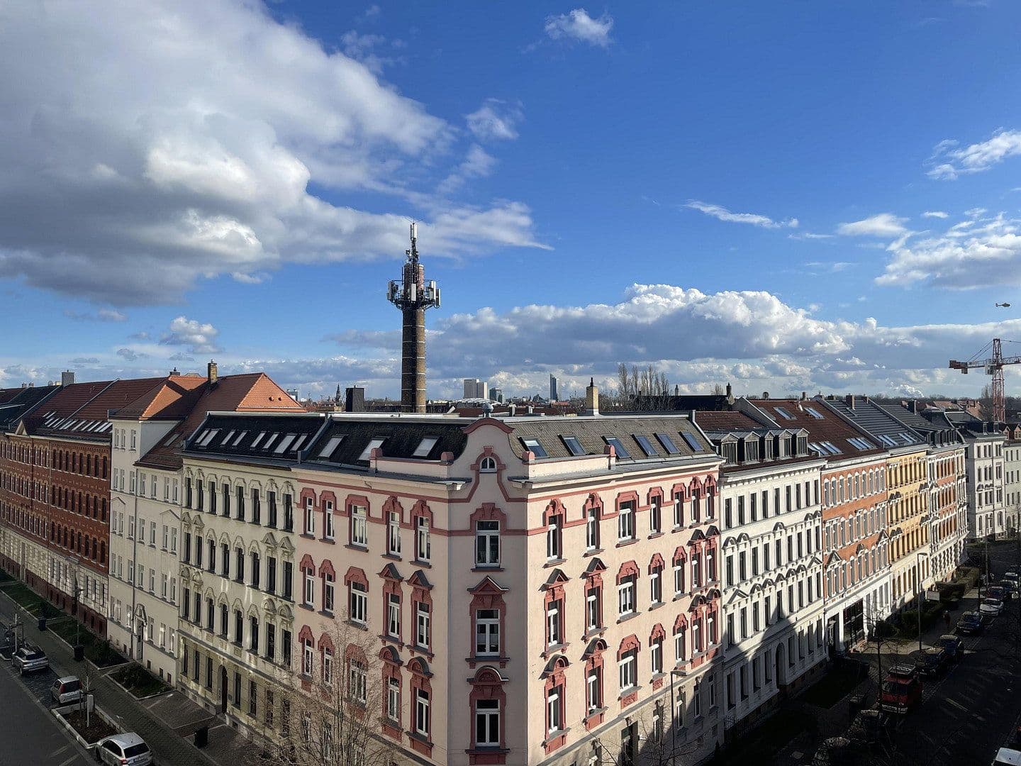 Pronájem bytu 2+1 79 m², Wiederitzscher Straße 11, Leipzig, Sasko Pronájem bytu 2+1 79 m², Wiederitzscher Straße 11, Leipzig, Sasko