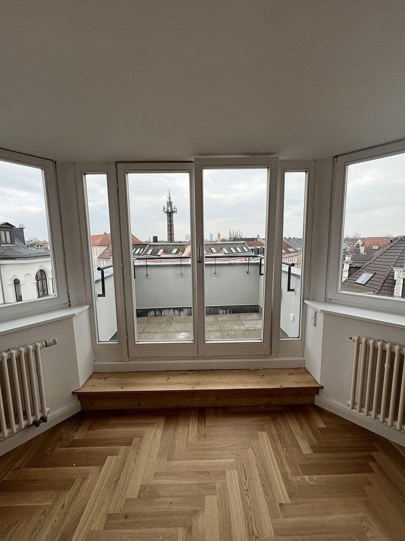 Pronájem bytu 2+1 79 m², Wiederitzscher Straße 11, Leipzig, Sasko Pronájem bytu 2+1 79 m², Wiederitzscher Straße 11, Leipzig, Sasko