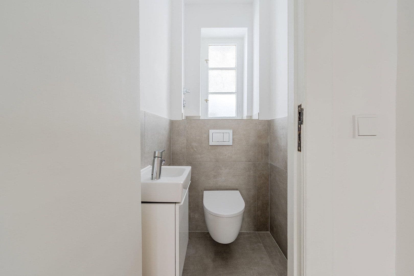 Prodej bytu 4+1 148 m², Düsseldorfer Str. 35, Berlin, Berlín Prodej bytu 4+1 148 m², Düsseldorfer Str. 35, Berlin, Berlín