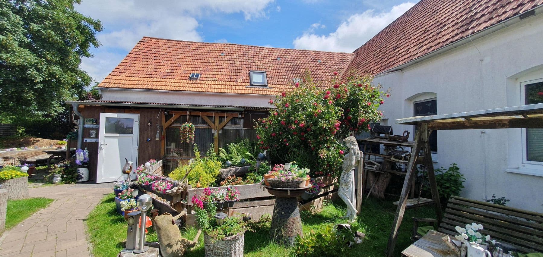 Prodej domu 240 m², pozemek 5.858 m², Neu Bauhof 10, Gadebusch, Mecklenburg-Vorpommern Prodej domu 240 m², pozemek 5.858 m², Neu Bauhof 10, Gadebusch, Mecklenburg-Vorpommern