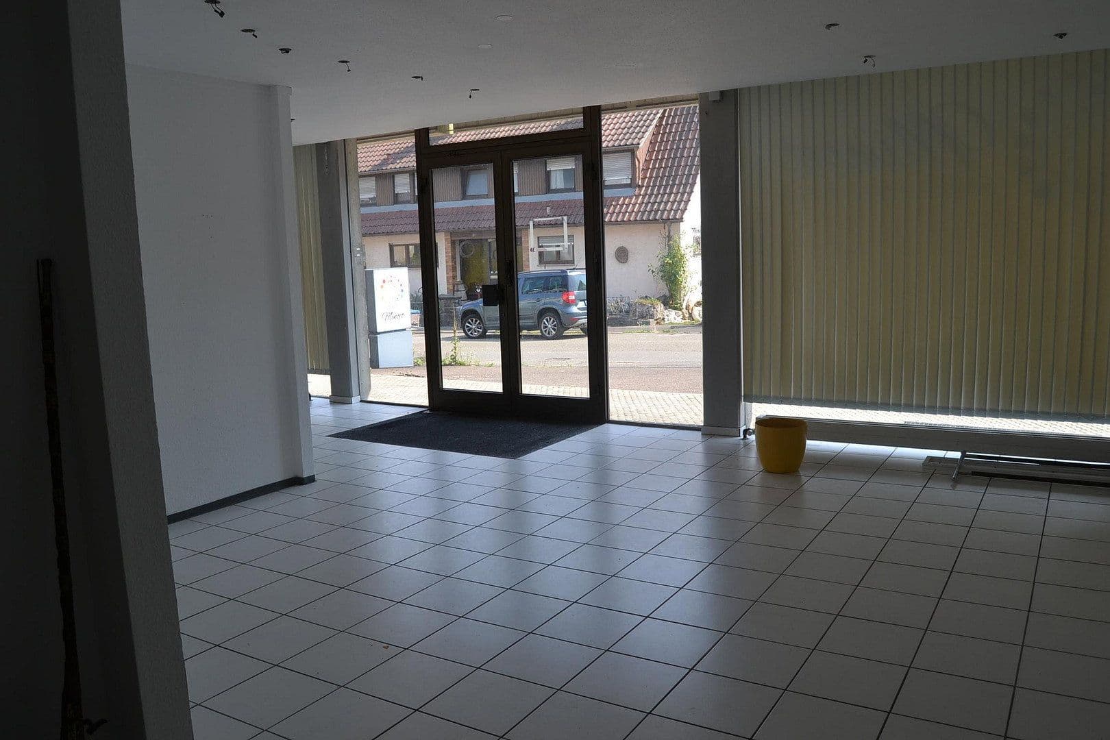 Prodej domu 260 m², pozemek 505 m², Marienstraße 43, Remshalden, Bádensko-Württembersko Prodej domu 260 m², pozemek 505 m², Marienstraße 43, Remshalden, Bádensko-Württembersko