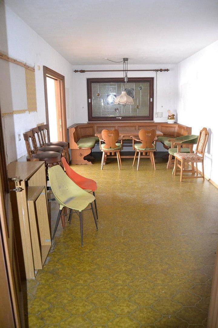 Prodej domu 260 m², pozemek 505 m², Marienstraße 43, Remshalden, Bádensko-Württembersko Prodej domu 260 m², pozemek 505 m², Marienstraße 43, Remshalden, Bádensko-Württembersko