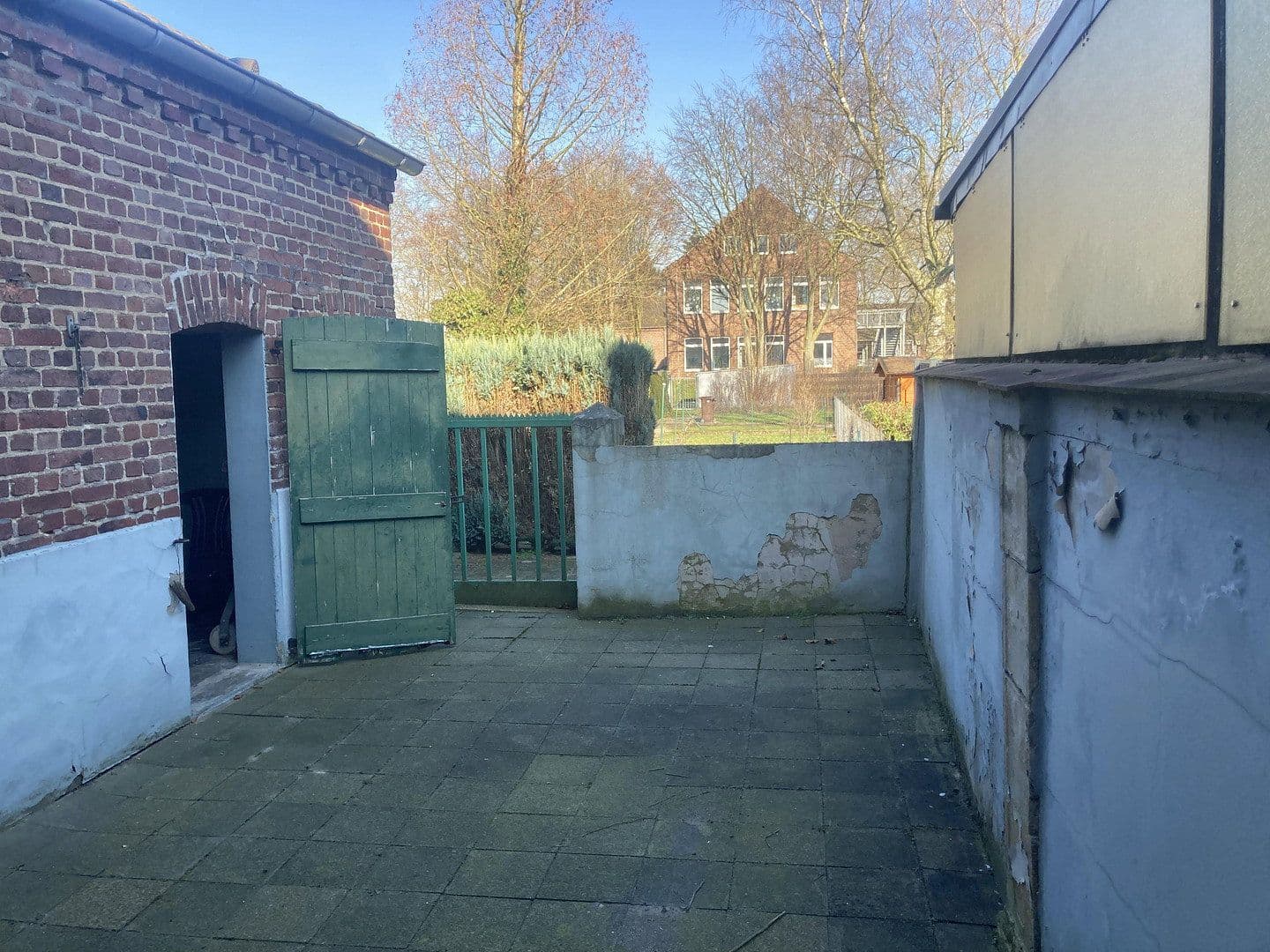 Prodej domu 95 m², pozemek 200 m², Tönisvorst, Severní Porýní-Vestfálsko Prodej domu 95 m², pozemek 200 m², Tönisvorst, Severní Porýní-Vestfálsko