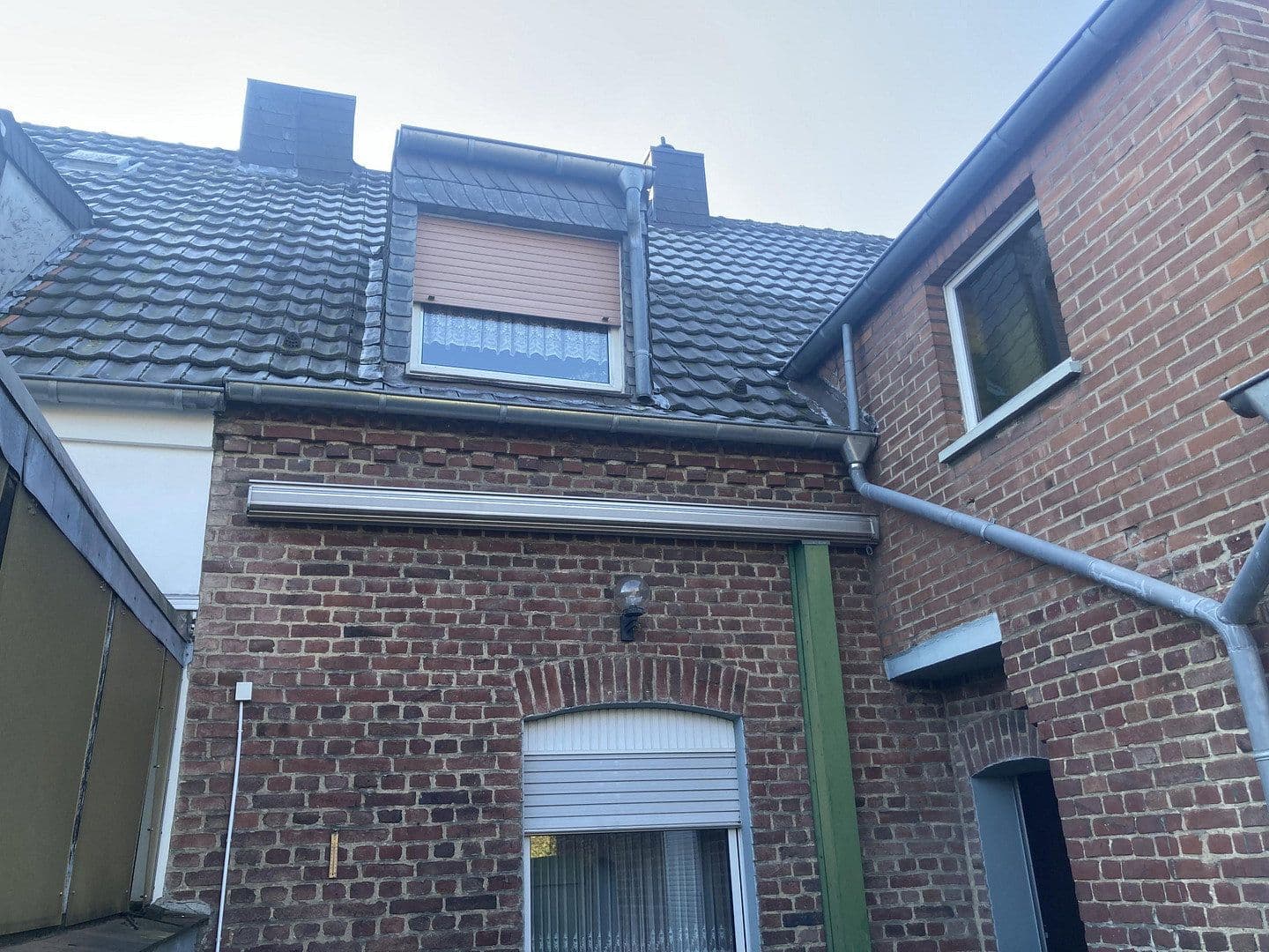 Prodej domu 95 m², pozemek 200 m², Tönisvorst, Severní Porýní-Vestfálsko Prodej domu 95 m², pozemek 200 m², Tönisvorst, Severní Porýní-Vestfálsko