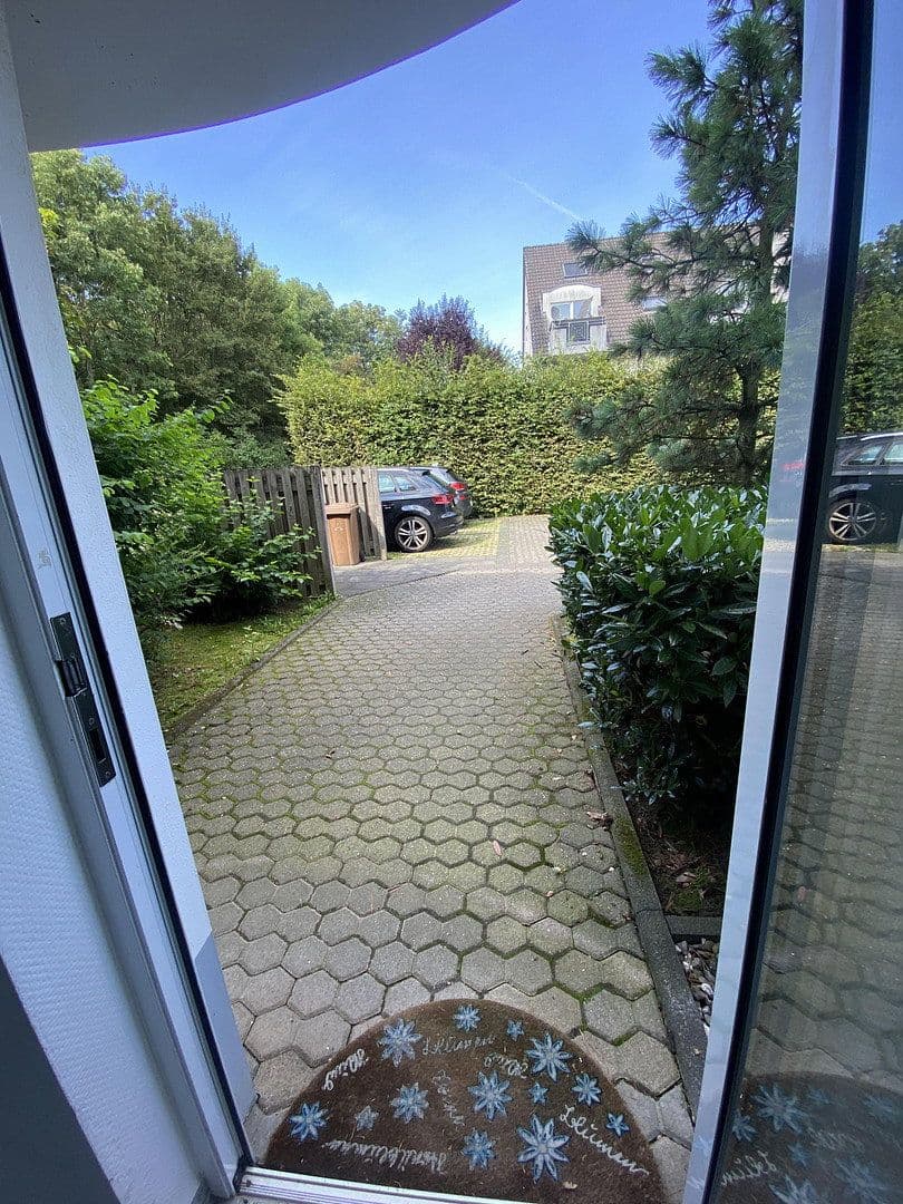 Prodej bytu 2+1 58 m², Erzbergerstr. 44, Troisdorf, Severní Porýní-Vestfálsko Prodej bytu 2+1 58 m², Erzbergerstr. 44, Troisdorf, Severní Porýní-Vestfálsko