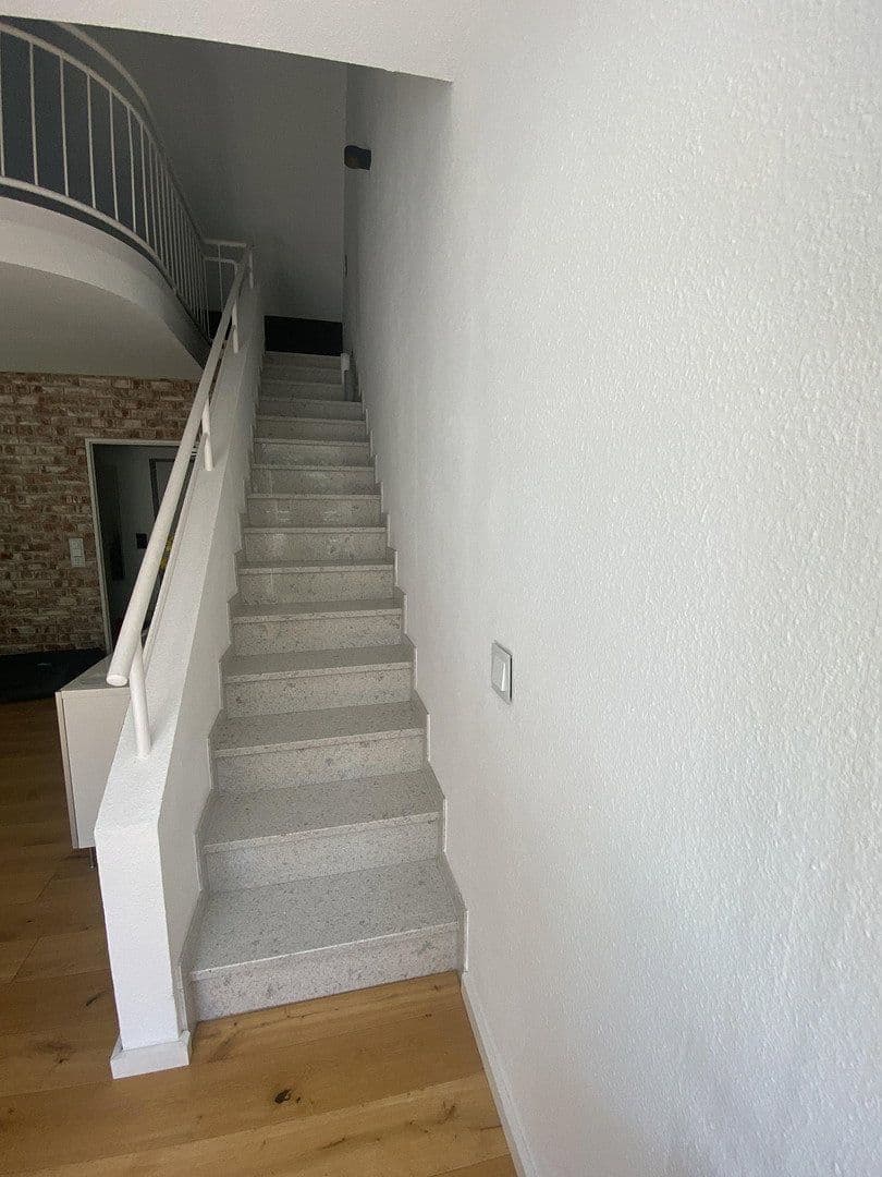 Prodej bytu 2+1 58 m², Erzbergerstr. 44, Troisdorf, Severní Porýní-Vestfálsko Prodej bytu 2+1 58 m², Erzbergerstr. 44, Troisdorf, Severní Porýní-Vestfálsko