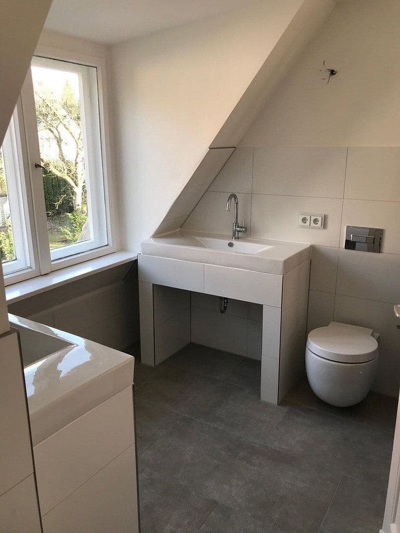 Pronájem domu 215 m², pozemek 717 m², Zehntwerderweg 96, Berlin, Berlín Pronájem domu 215 m², pozemek 717 m², Zehntwerderweg 96, Berlin, Berlín