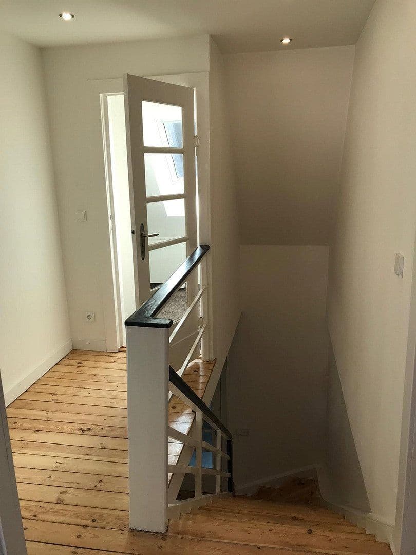 Pronájem domu 215 m², pozemek 717 m², Zehntwerderweg 96, Berlin, Berlín Pronájem domu 215 m², pozemek 717 m², Zehntwerderweg 96, Berlin, Berlín