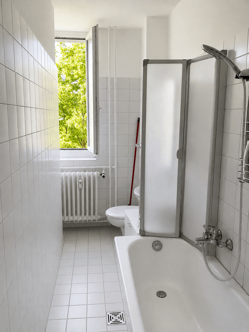 Prodej bytu 3+1 70 m², Düsseldorfer Str., Berlin Wilmersdorf, Berlín Prodej bytu 3+1 70 m², Düsseldorfer Str., Berlin Wilmersdorf, Berlín