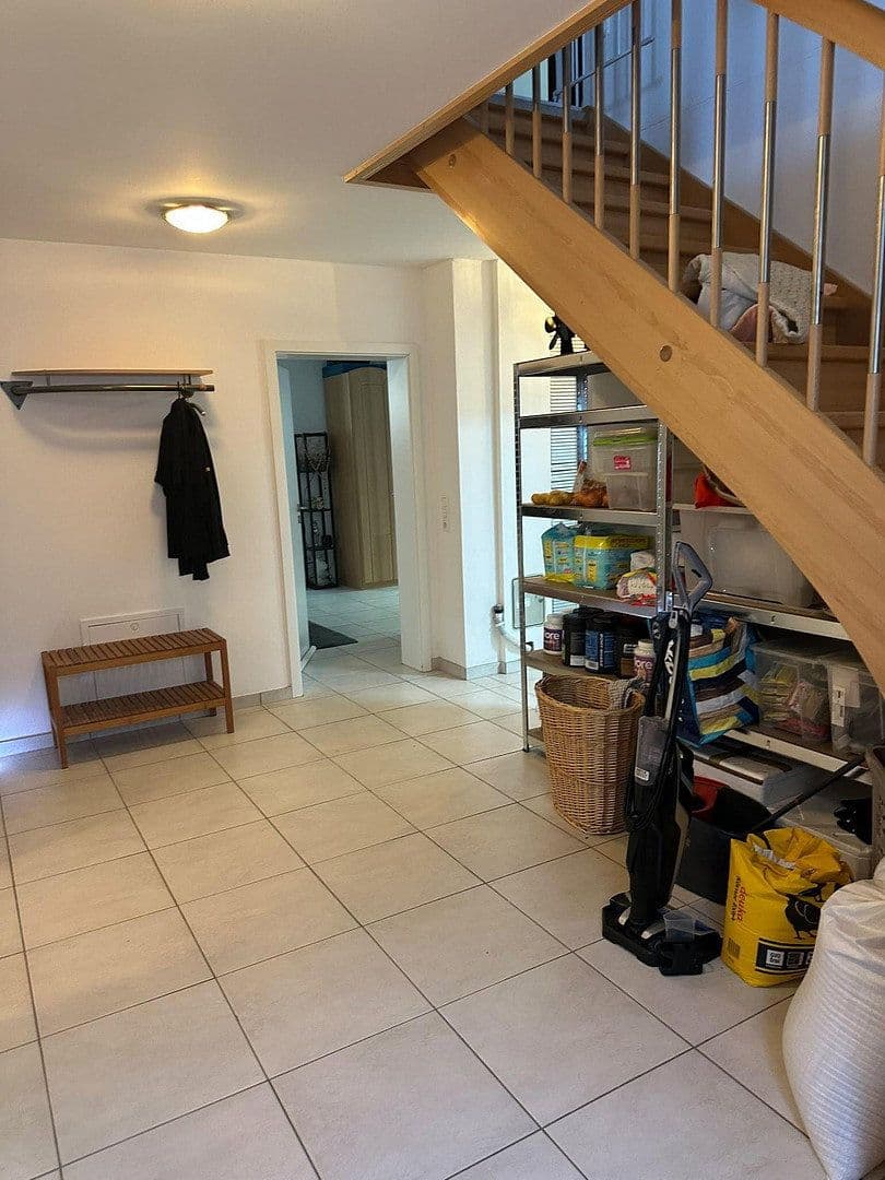 Prodej domu 195 m², pozemek 641 m², Erlangen, Bavorsko Prodej domu 195 m², pozemek 641 m², Erlangen, Bavorsko
