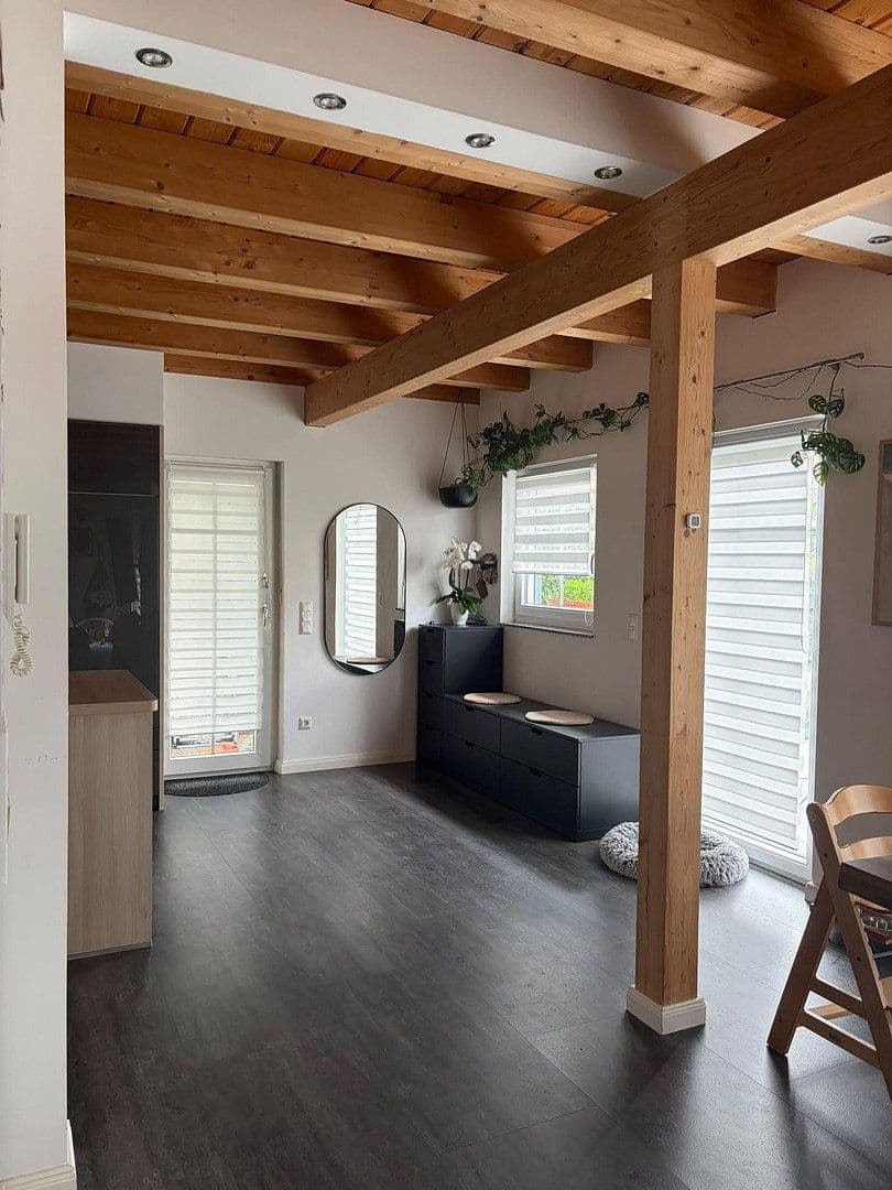 Prodej domu 195 m², pozemek 641 m², Erlangen, Bavorsko Prodej domu 195 m², pozemek 641 m², Erlangen, Bavorsko