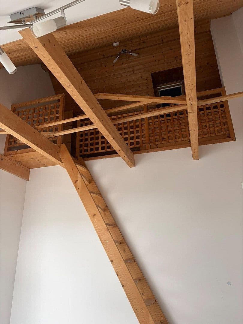 Prodej domu 195 m², pozemek 641 m², Erlangen, Bavorsko Prodej domu 195 m², pozemek 641 m², Erlangen, Bavorsko