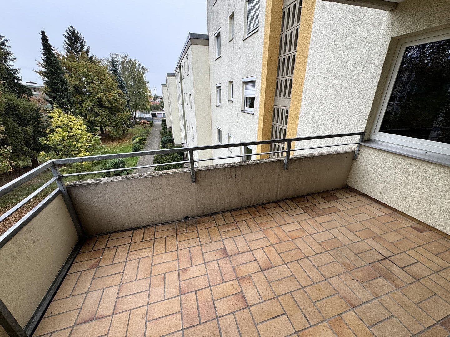 Prodej bytu 3+1 81 m², Hainleinstr. 73, Niederwerrn, Bavorsko Prodej bytu 3+1 81 m², Hainleinstr. 73, Niederwerrn, Bavorsko