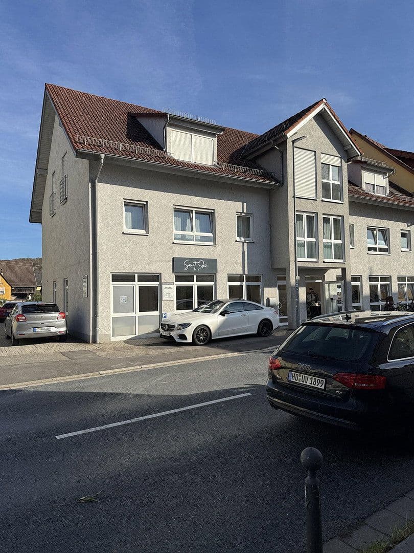 Pronájem kanceláře 100 m², Sinsheim, Bádensko-Württembersko Pronájem kanceláře 100 m², Sinsheim, Bádensko-Württembersko