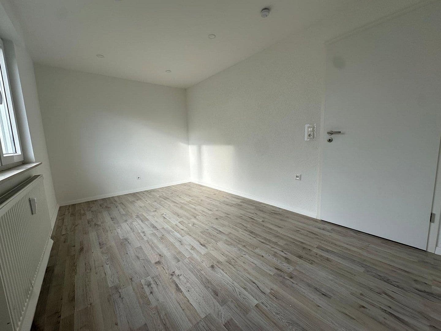 Prodej bytu 3+1 75 m², Friolzheim, Bádensko-Württembersko Prodej bytu 3+1 75 m², Friolzheim, Bádensko-Württembersko