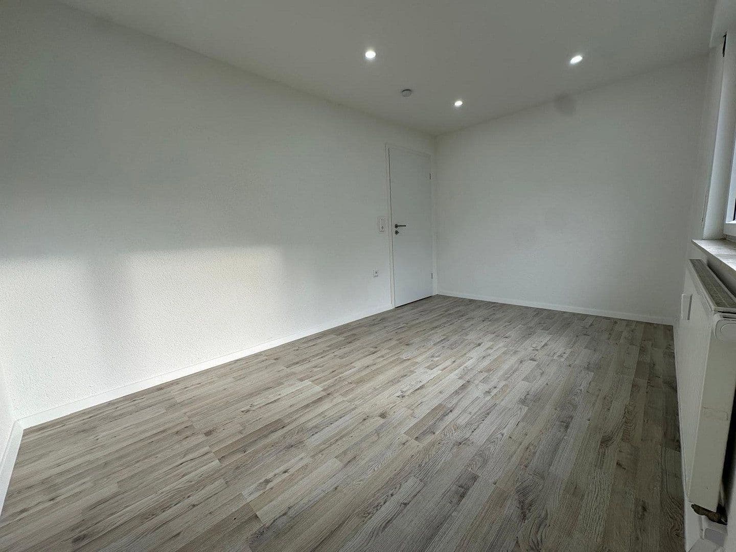 Prodej bytu 3+1 75 m², Friolzheim, Bádensko-Württembersko Prodej bytu 3+1 75 m², Friolzheim, Bádensko-Württembersko