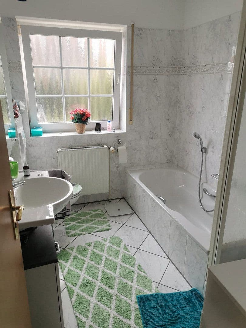 Prodej domu 151 m², pozemek 547 m², Hude (Oldenburg), Dolní Sasko Prodej domu 151 m², pozemek 547 m², Hude (Oldenburg), Dolní Sasko