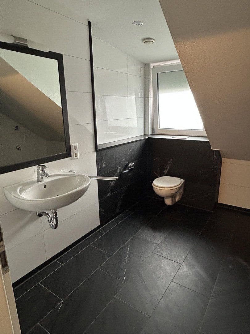 Pronájem bytu 4+kk 166 m², Nufringen, Bádensko-Württembersko Pronájem bytu 4+kk 166 m², Nufringen, Bádensko-Württembersko