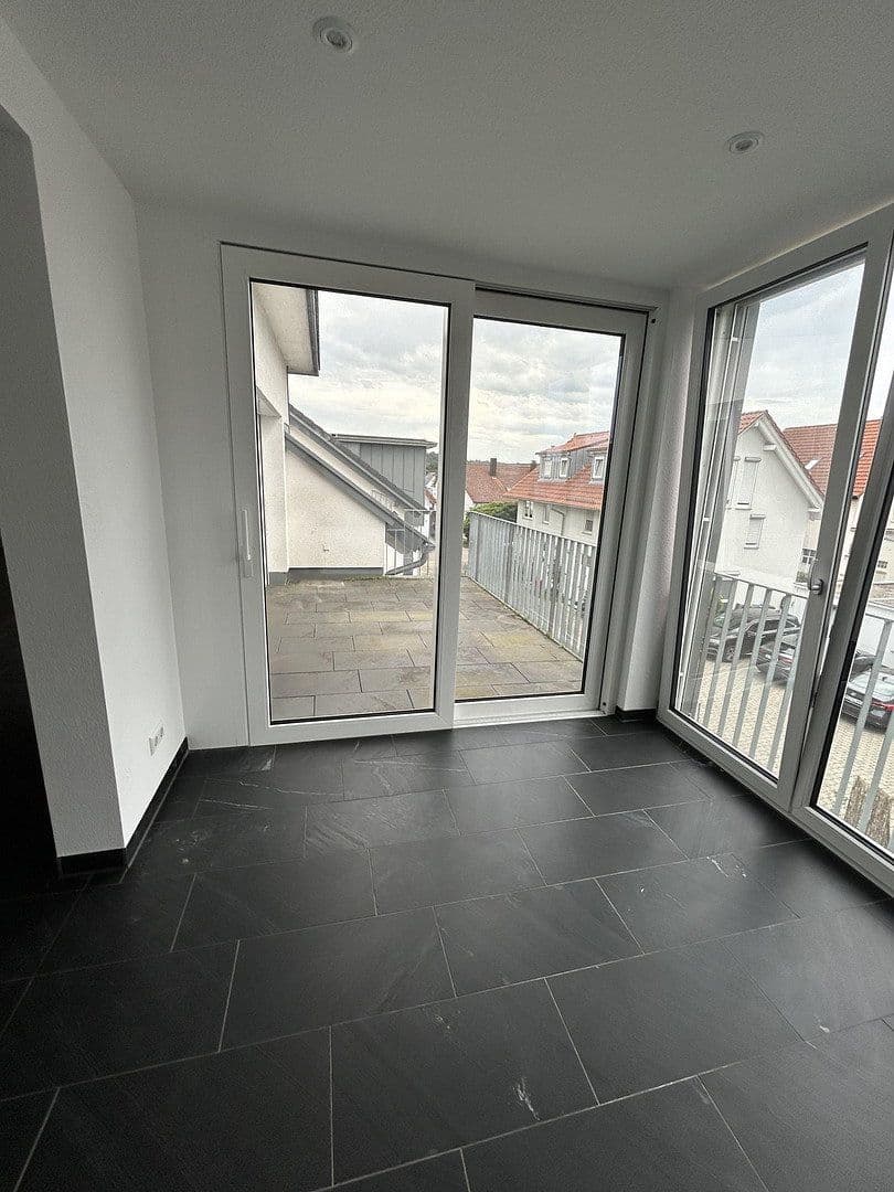 Pronájem bytu 4+kk 166 m², Nufringen, Bádensko-Württembersko Pronájem bytu 4+kk 166 m², Nufringen, Bádensko-Württembersko