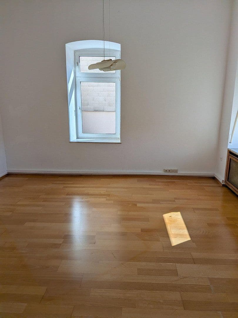 Pronájem bytu 4+kk 139 m², Zweibrücker Str. 20, Pirmasens, Porýní-Falc Pronájem bytu 4+kk 139 m², Zweibrücker Str. 20, Pirmasens, Porýní-Falc