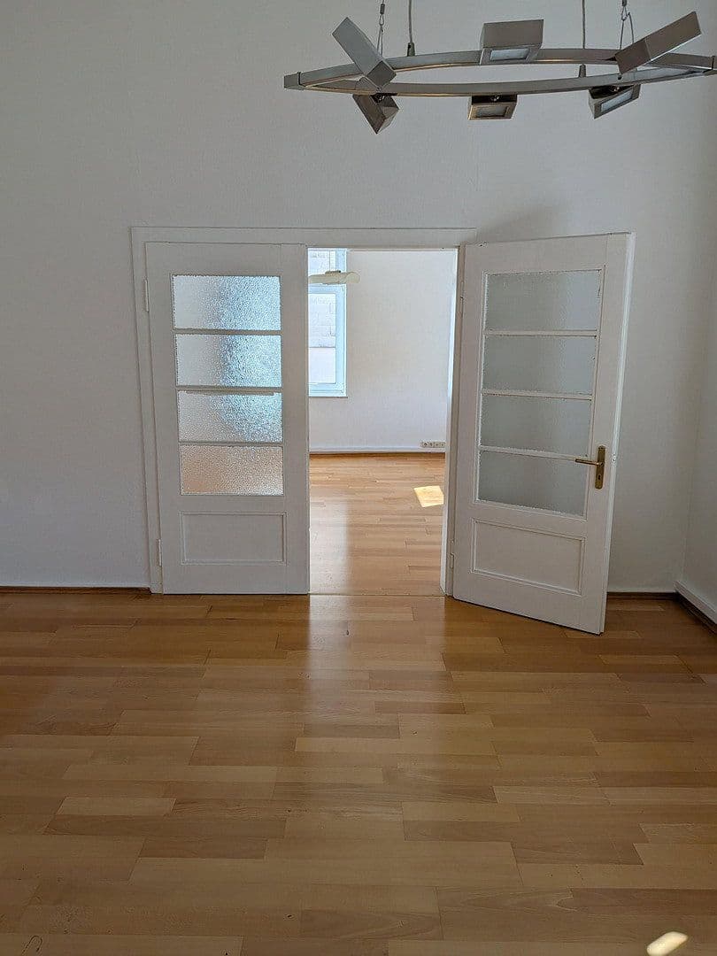 Pronájem bytu 4+kk 139 m², Zweibrücker Str. 20, Pirmasens, Porýní-Falc Pronájem bytu 4+kk 139 m², Zweibrücker Str. 20, Pirmasens, Porýní-Falc