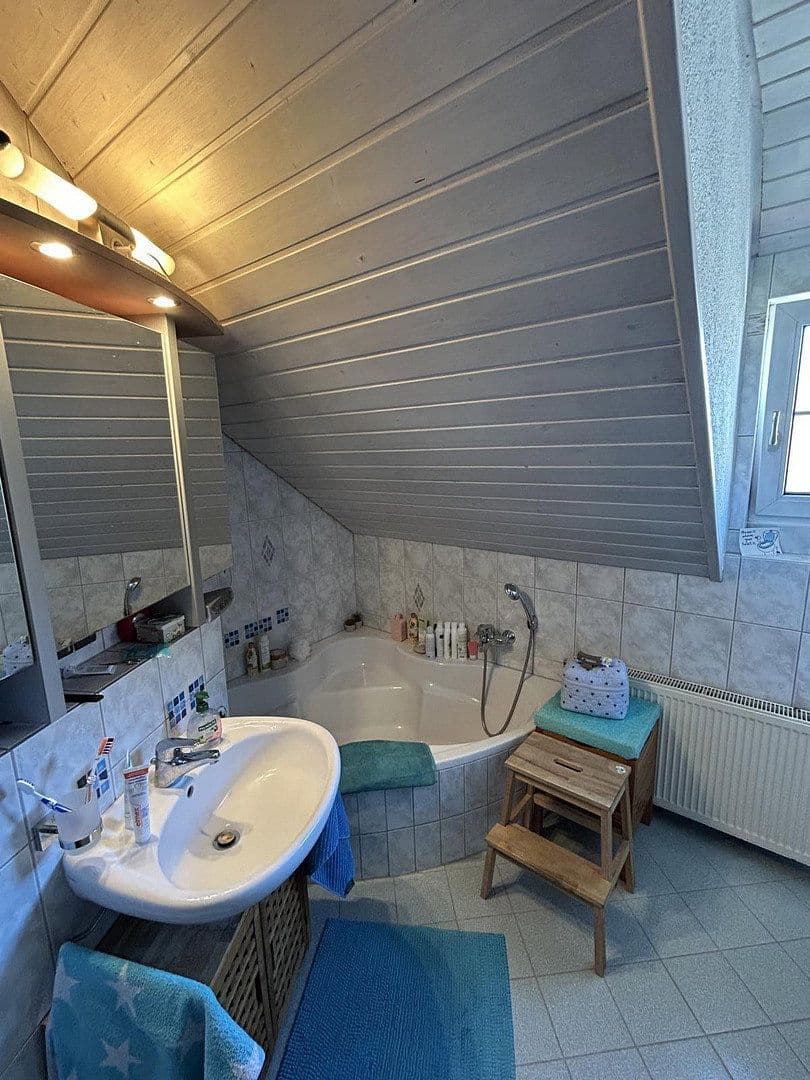 Prodej domu 140 m², pozemek 250 m², Grenzach-Wyhlen, Bádensko-Württembersko Prodej domu 140 m², pozemek 250 m², Grenzach-Wyhlen, Bádensko-Württembersko