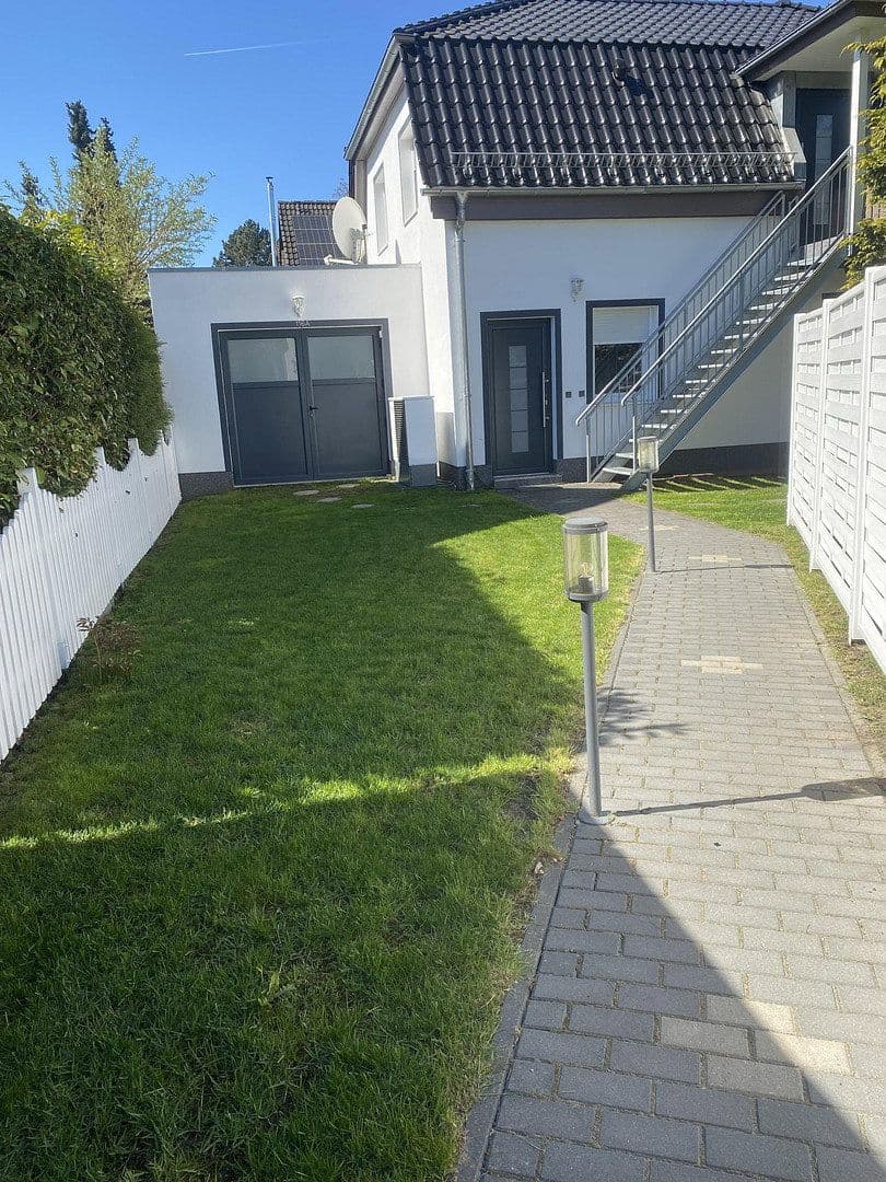 Pronájem bytu 2+1 60 m², Berlin, Berlín Pronájem bytu 2+1 60 m², Berlin, Berlín