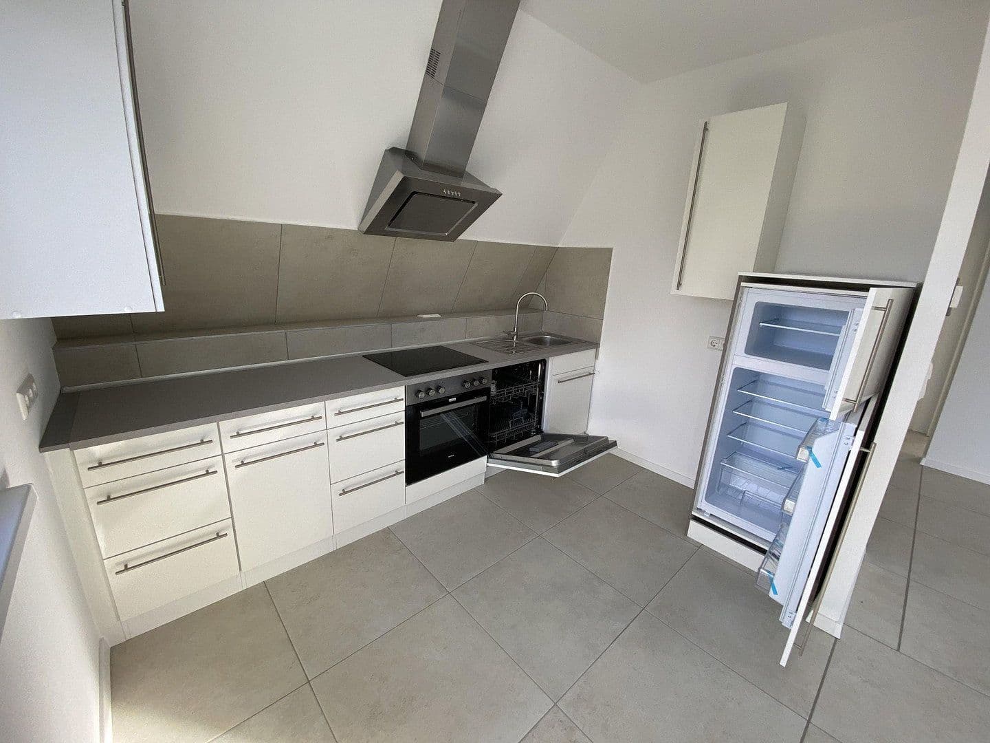 Pronájem bytu 2+1 60 m², Berlin, Berlín Pronájem bytu 2+1 60 m², Berlin, Berlín