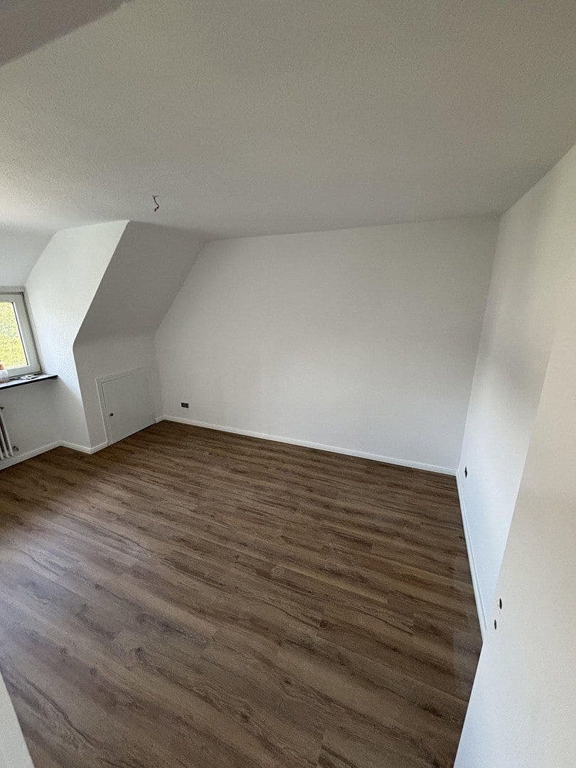 Pronájem bytu 4+1 83 m², Aumunder Heide 73, Bremen, Bremen Pronájem bytu 4+1 83 m², Aumunder Heide 73, Bremen, Bremen