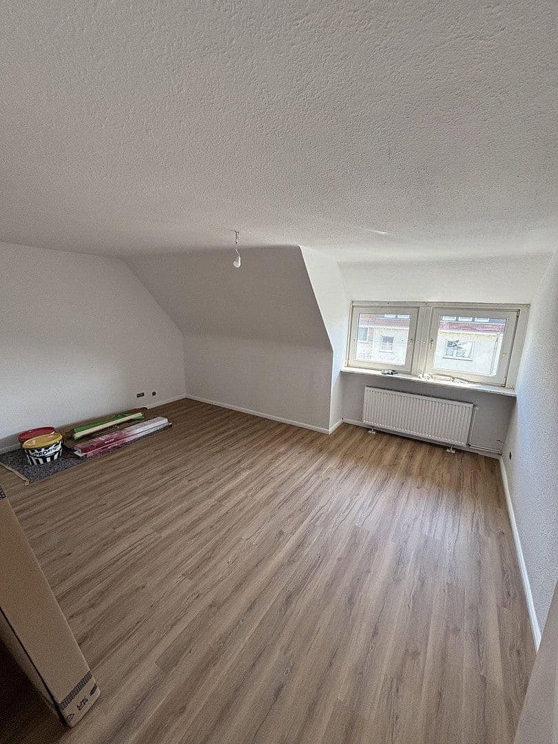 Pronájem bytu 4+1 83 m², Aumunder Heide 73, Bremen, Bremen Pronájem bytu 4+1 83 m², Aumunder Heide 73, Bremen, Bremen