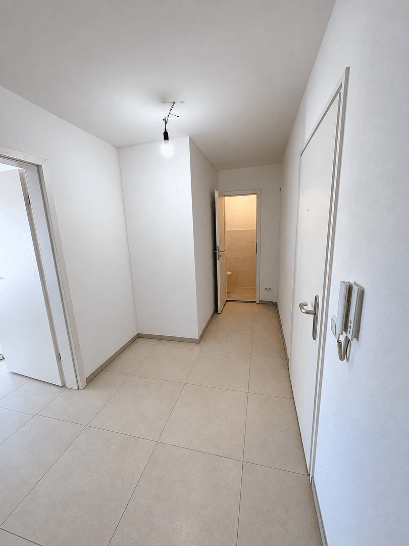 Pronájem bytu 4+1 88 m², Wiesentfelser Straße 72, München, Bavorsko Pronájem bytu 4+1 88 m², Wiesentfelser Straße 72, München, Bavorsko