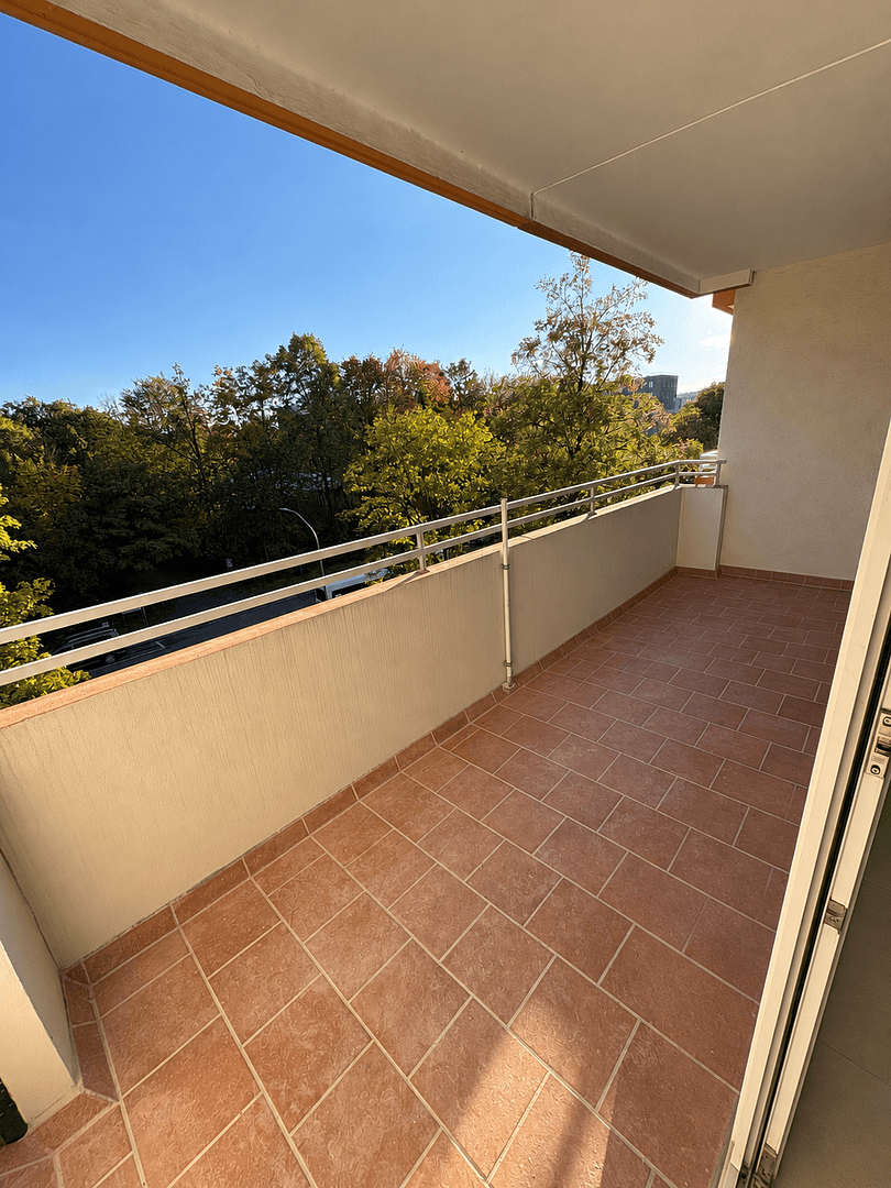 Pronájem bytu 4+1 88 m², Wiesentfelser Straße 72, München, Bavorsko Pronájem bytu 4+1 88 m², Wiesentfelser Straße 72, München, Bavorsko