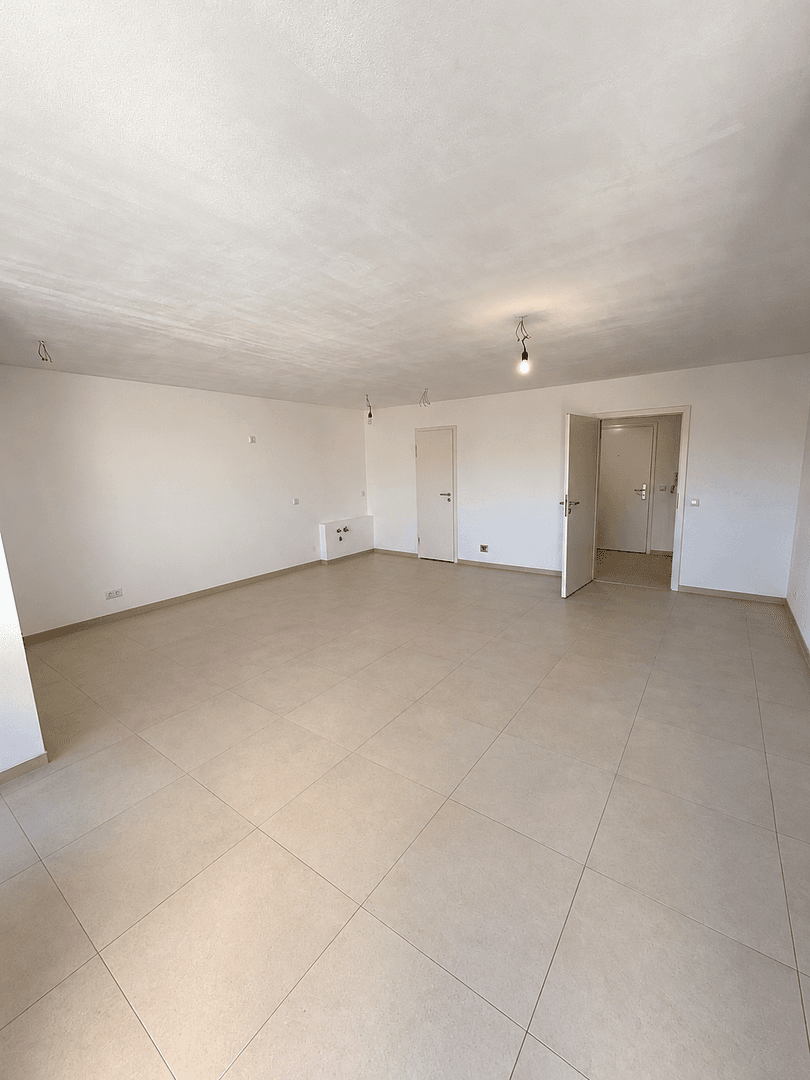 Pronájem bytu 4+1 88 m², Wiesentfelser Straße 72, München, Bavorsko Pronájem bytu 4+1 88 m², Wiesentfelser Straße 72, München, Bavorsko