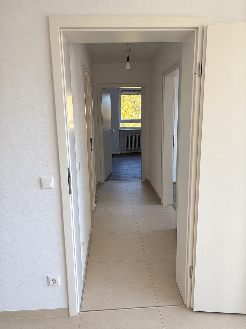 Pronájem bytu 4+1 88 m², Wiesentfelser Straße 72, München, Bavorsko Pronájem bytu 4+1 88 m², Wiesentfelser Straße 72, München, Bavorsko