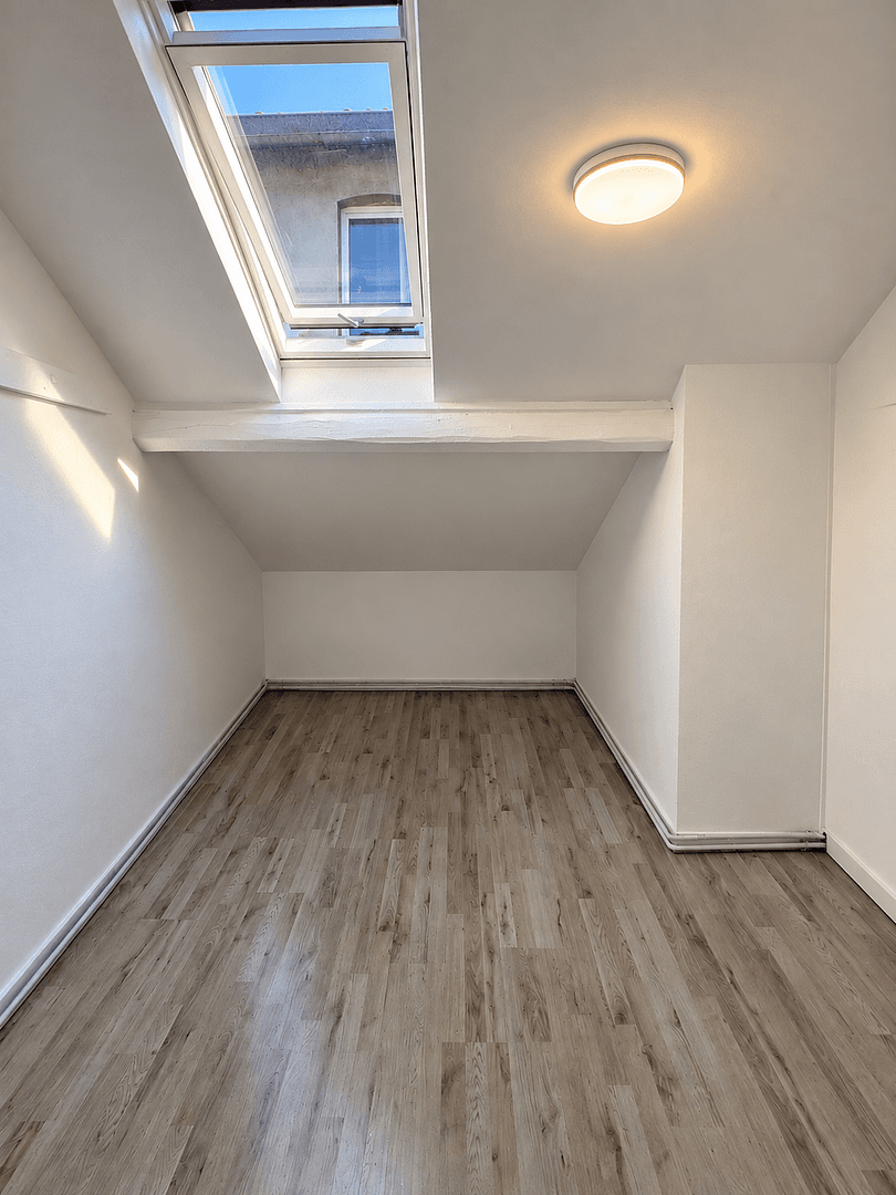 Pronájem bytu 6+1 101 m², Eckeseyer Str. 169, Hagen, Severní Porýní-Vestfálsko Pronájem bytu 6+1 101 m², Eckeseyer Str. 169, Hagen, Severní Porýní-Vestfálsko