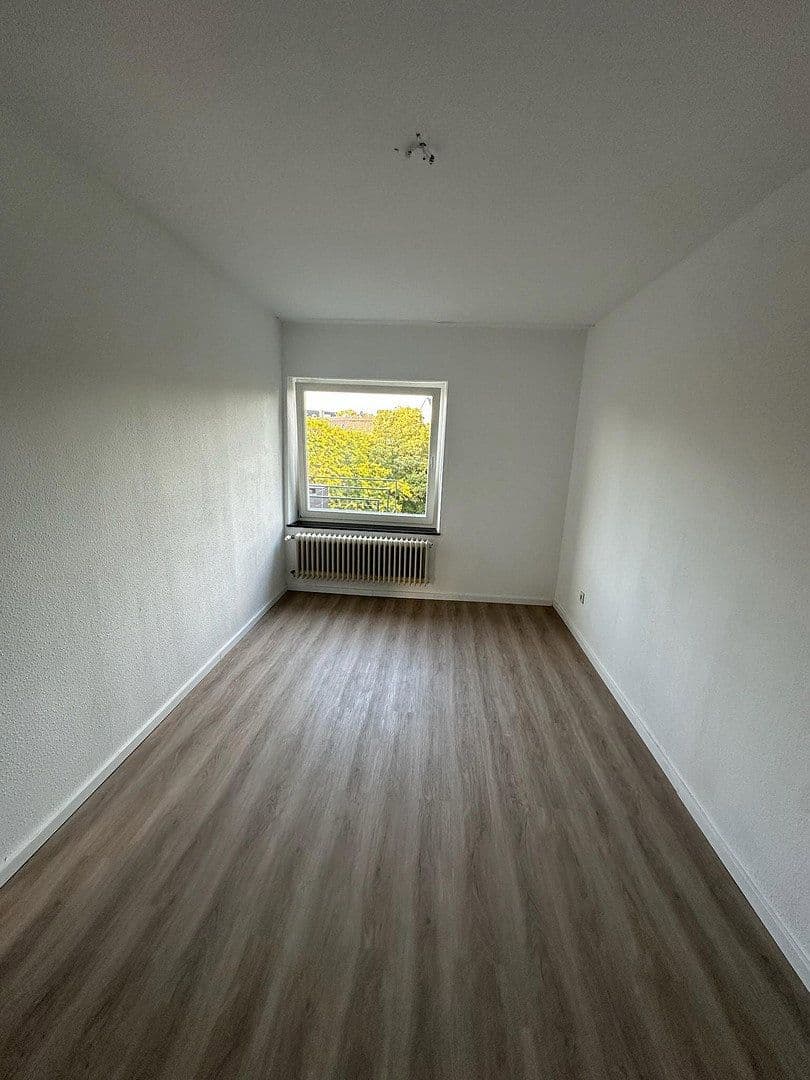 Pronájem bytu 2+1 50 m², Adalbertsteinweg 205, Cáchy, Severní Porýní-Vestfálsko Pronájem bytu 2+1 50 m², Adalbertsteinweg 205, Cáchy, Severní Porýní-Vestfálsko